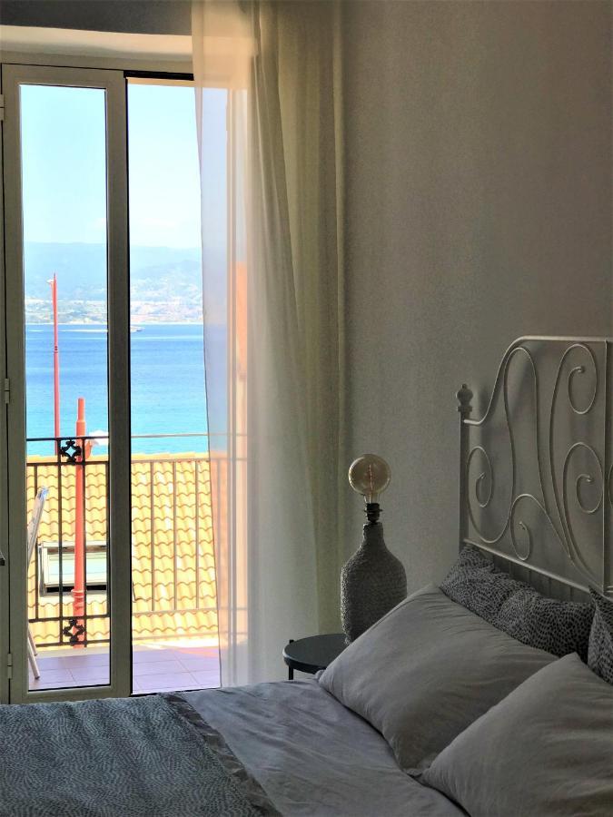 Vecchia Paradiso - A Un Passo Dal Mare Messina Luaran gambar